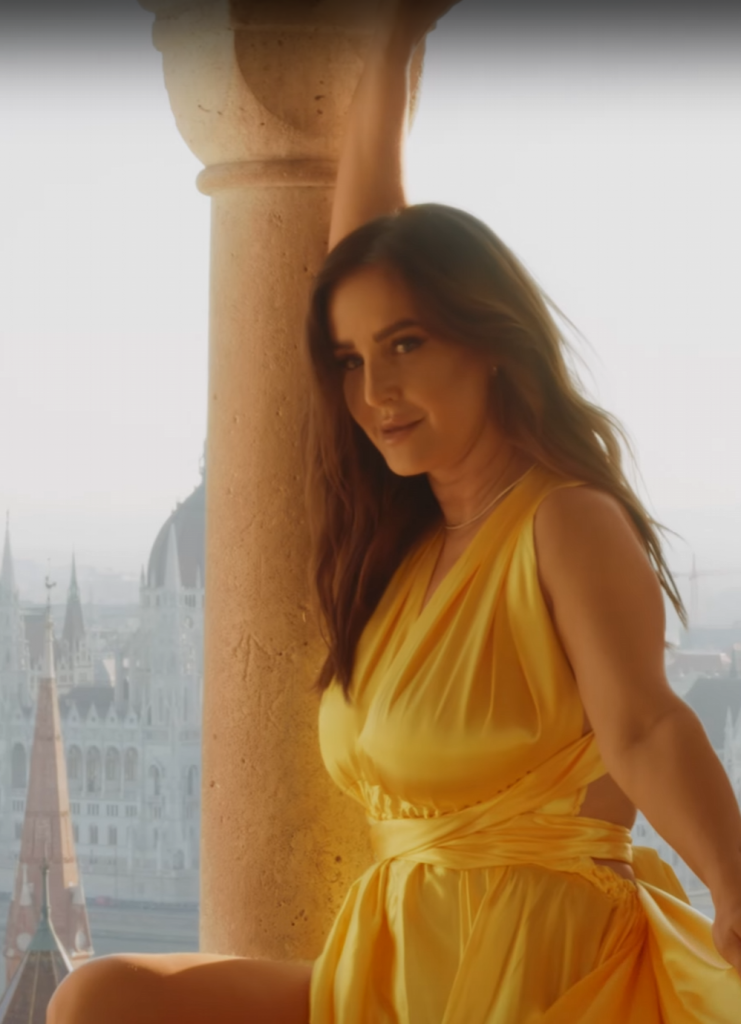 Flying Dress at the Buda Castle – where history meets fashion! 2024